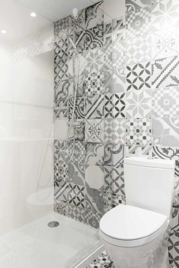 Revitalized Apartment In Historical Building Girona Eksteriør bilde