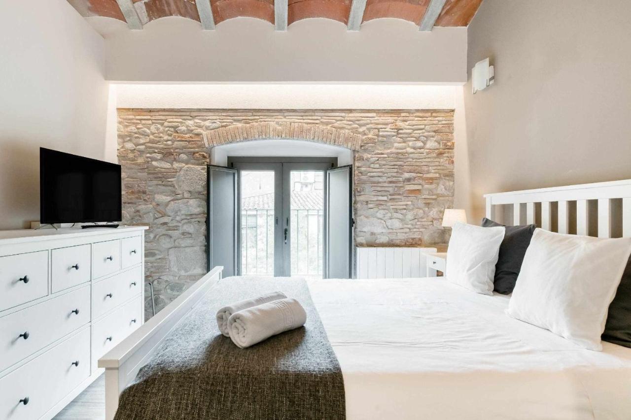 Revitalized Apartment In Historical Building Girona Eksteriør bilde